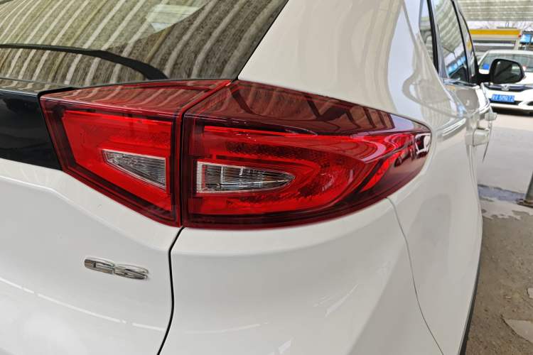 Used MG GS 2015 2.0TGI TST Four-Wheel Drive Flagship Edition
