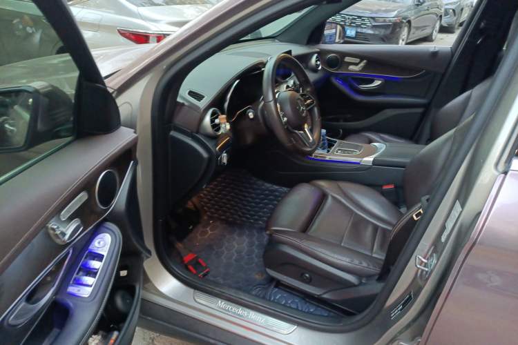 Used Mercedes-Benz GLC 2020 GLC 260 L 4MATIC Luxury Model