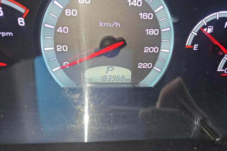 Used SsangYong Rexton W 2014 2.0T Four-Wheel Drive Luxury Navigation Version with 5 Seats
