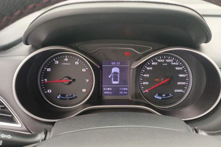 Used  Refine S3 2017 1.6L Manual Luxury Smart Model
