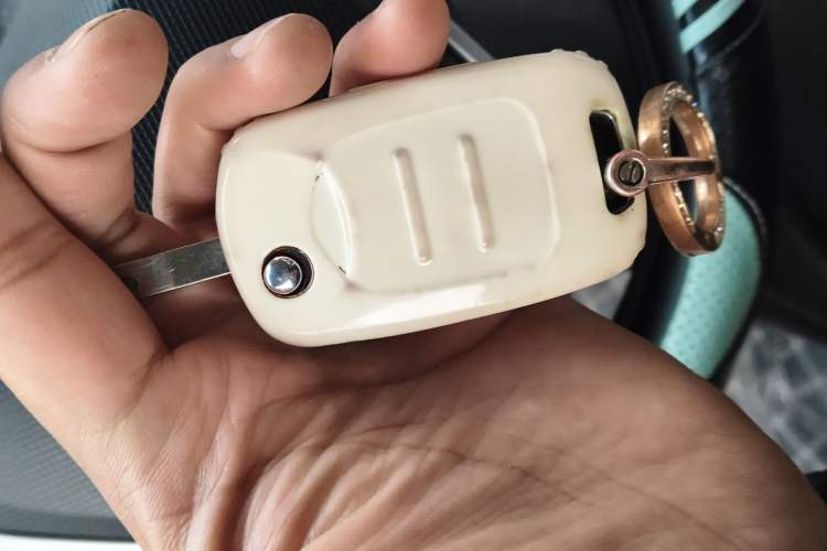 Used Wuling Hongguang MINIEV 2022 Macaron Fashion Model Lithium Iron Phosphate
