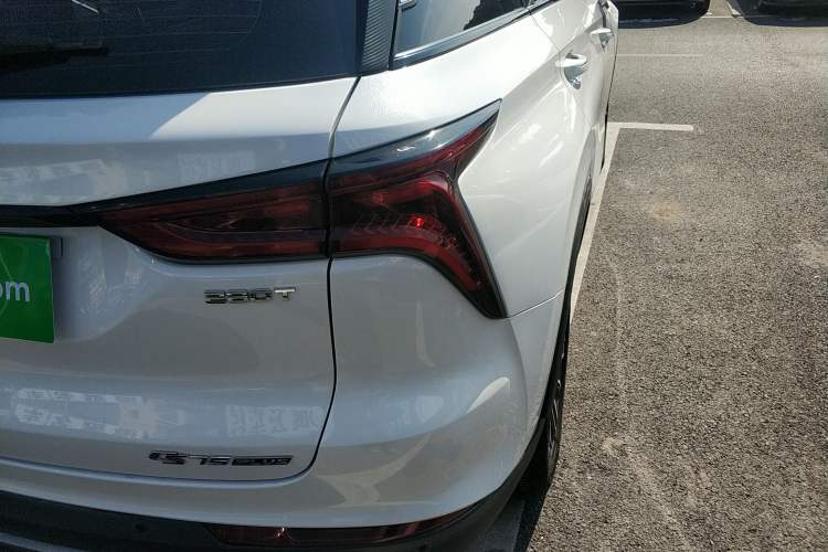 Used Changan CS75 PLUS 2022 1.5T Automatic Luxury Model
