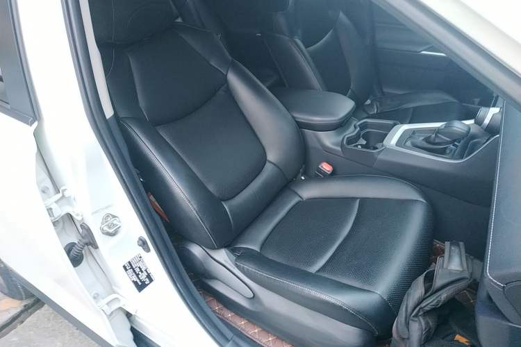 Used Toyota RAV4 2020 2.0L CVT Two-Wheel Drive Fashion Edition