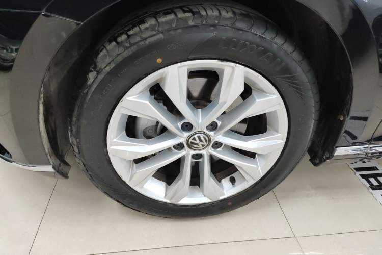 Used Volkswagen Magotan 2018 Facelift 330TSI DSG Luxury Model