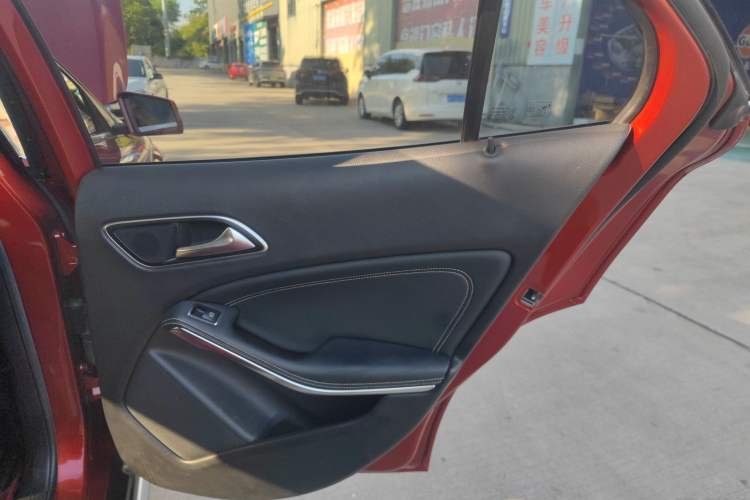 Used Mercedes-Benz GLA 2017 GLA 200 Fashion Model