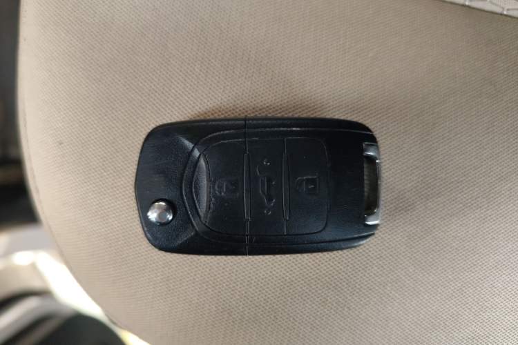 Used Wuling Hongguang 2021 1.5L Revised S Standard Version Hydraulic-Power-Assisted LAR
