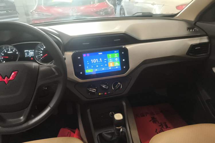 Used Wuling Hongguang 2021 1.5L Facelifted S Comfort Version with Electric Power Steering LAR