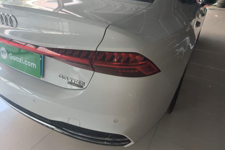 Used Audi A7L 2022 55 TFSI quattro S-line Zhiyuan Crystal Flow Package