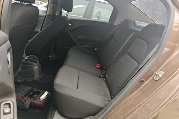 Used Peugeot 301 2014 1.6L Manual Comfort Edition