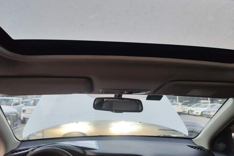 Used Mitsubishi Outlander 2018 2.0L Two-Wheel Drive Glory Edition 5 Seats
