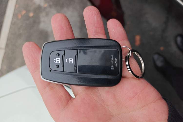 Used Toyota RAV4 2020 2.0L CVT Two-Wheel Drive Fashion Edition
