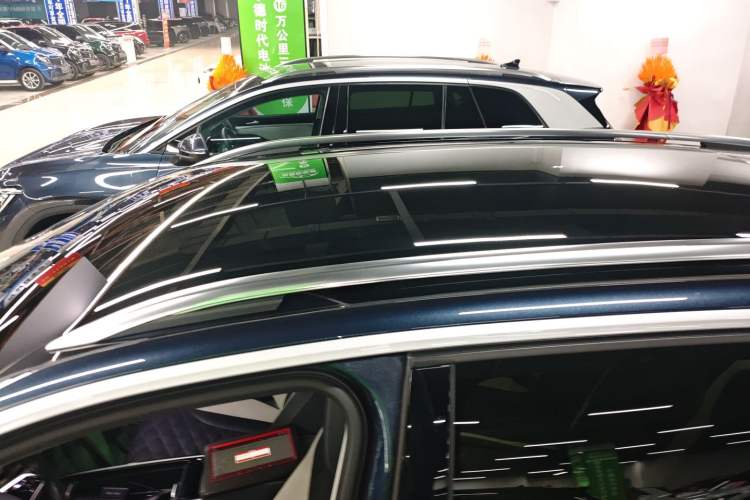 Used Volkswagen ID.6 CROZZ 2021 Long-Range PRO Edition
