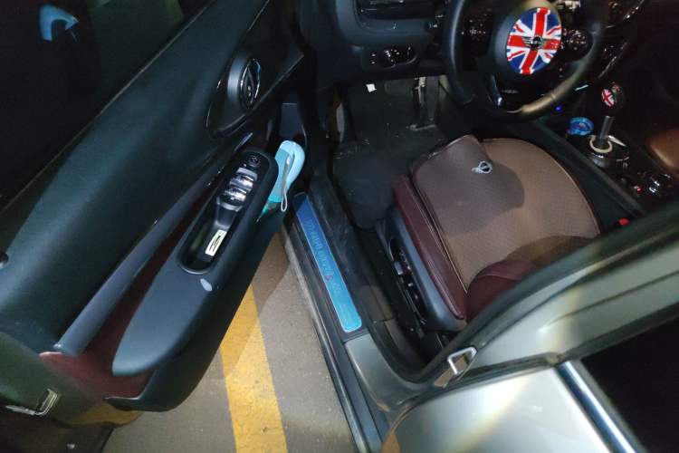 Used  Clubman 2016 Revised Version 2.0T COOPER S Geek Edition
