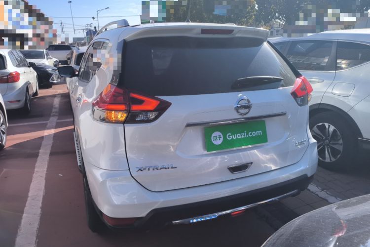 Used Nissan X-Trail 2023 Classic 2.0L Two-Wheel Drive Smart Connect Premium Edition
