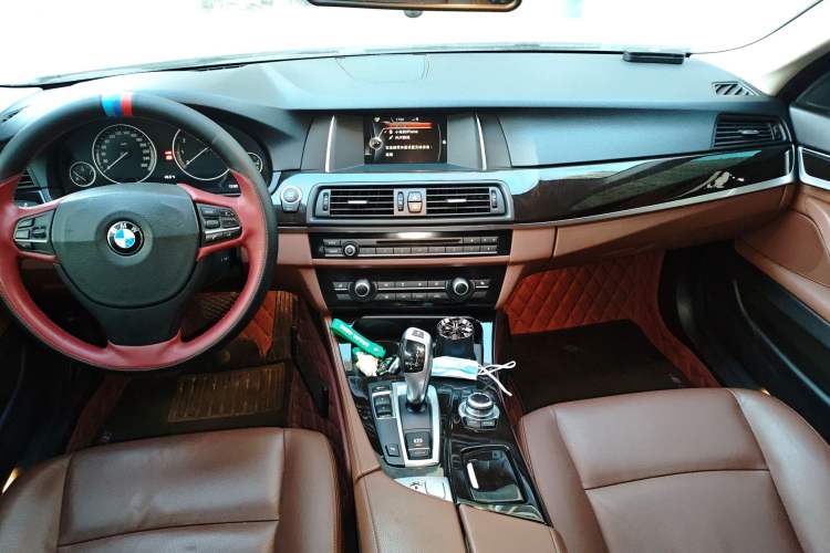 Used BMW 5 Series 2014 525Li Leading Model