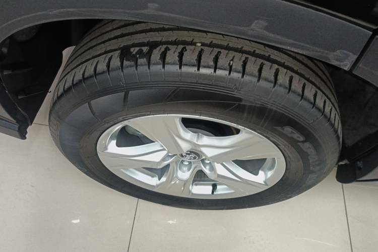 Used Toyota Highlander 2024 2.5L Smart Electric Hybrid Dual-Motor Two-Wheel-Drive Elite Edition 5 Seats
