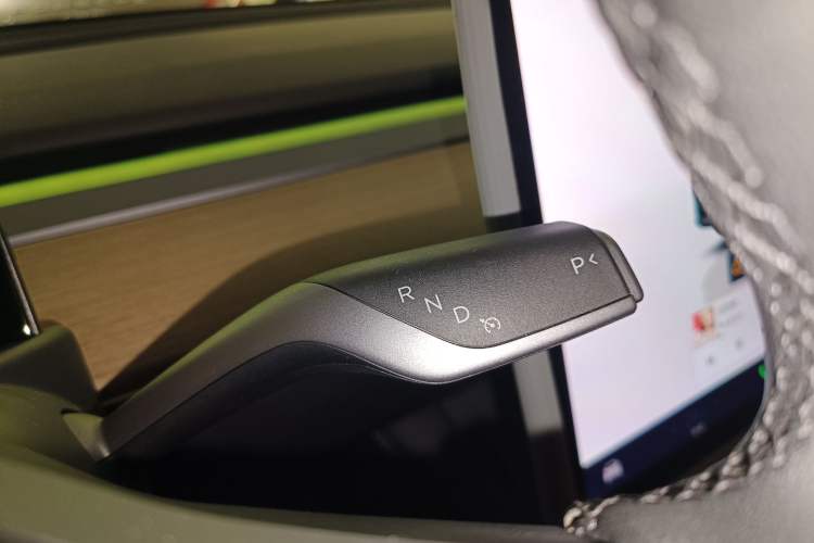 Used Tesla Model Y 2022 Rear-Wheel-Drive Version