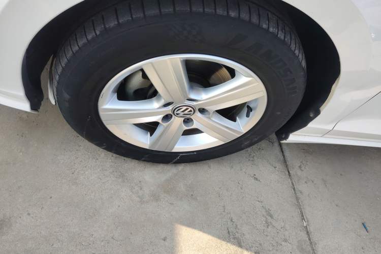 Used Volkswagen Lamando 2019 230TSI DSG Fashion Edition China V Standard