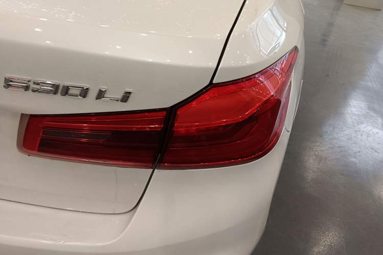 Used BMW 5 Series 2020 530Li Luxury Edition M Sport Package
