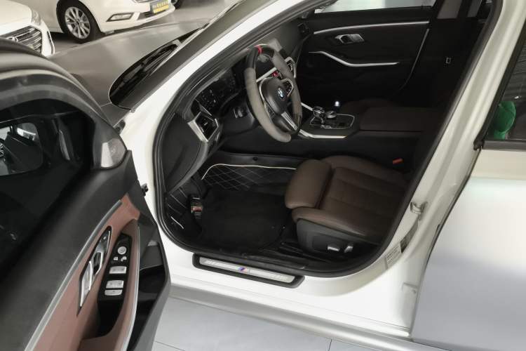 Used BMW 3 Series 2021 Second Facelift 325i M Sport Package
