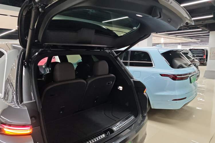 Used Li Auto L8 2023 Max model
