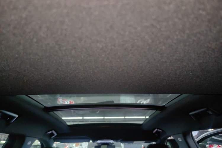 Used VOYAH FREE 2025 318 318 km Rear-Drive Touring Edition
