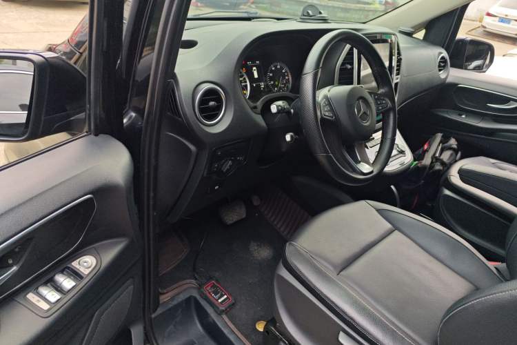 Used Mercedes-Benz Vito 2018 2.0T Business Version China V Emission Standard
