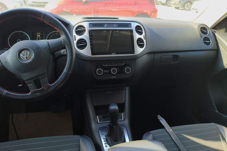 Used Volkswagen Tiguan 2016 280TSI Automatic Two-Wheel-Drive Silk Road Style Edition
