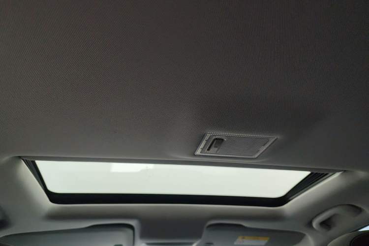 Used Chevrolet Trax 2018 330T Automatic Two-Wheel Drive Elite Model