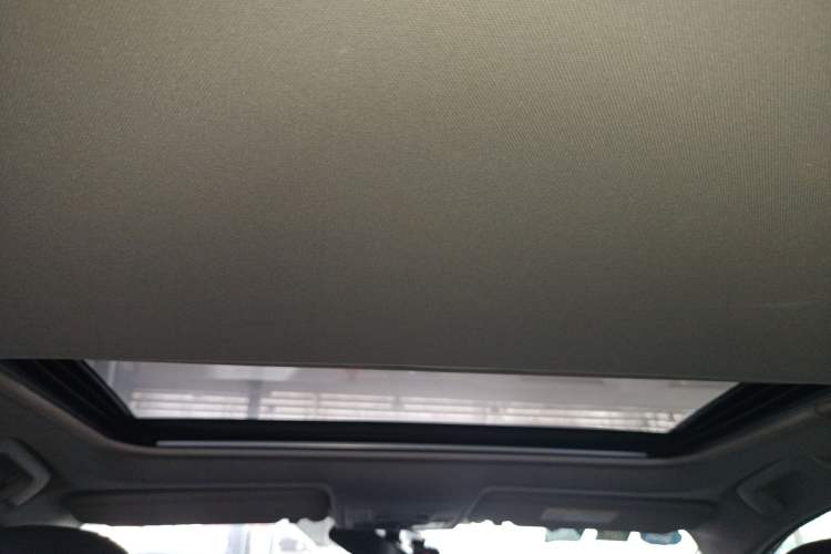 Used Toyota RAV4 2015 2.0L CVT Two-Wheel Drive Fashion Edition