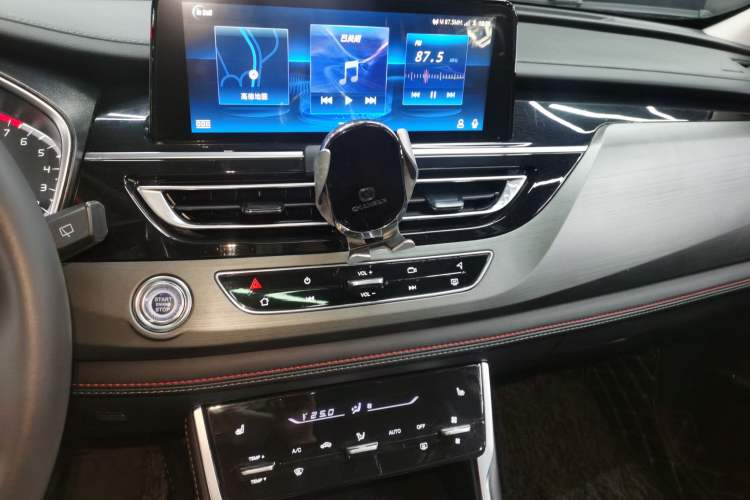 Used Changan CS75 2021 Honor Million Edition 280T DCT Navigation Model
