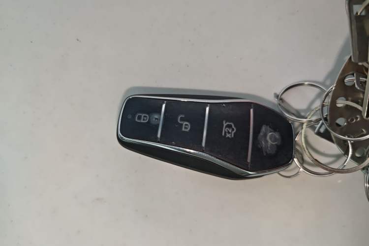 Used BYD Seal 06 New Energy 2025 DM-i Intelligent Drive 120KM Flagship Model
