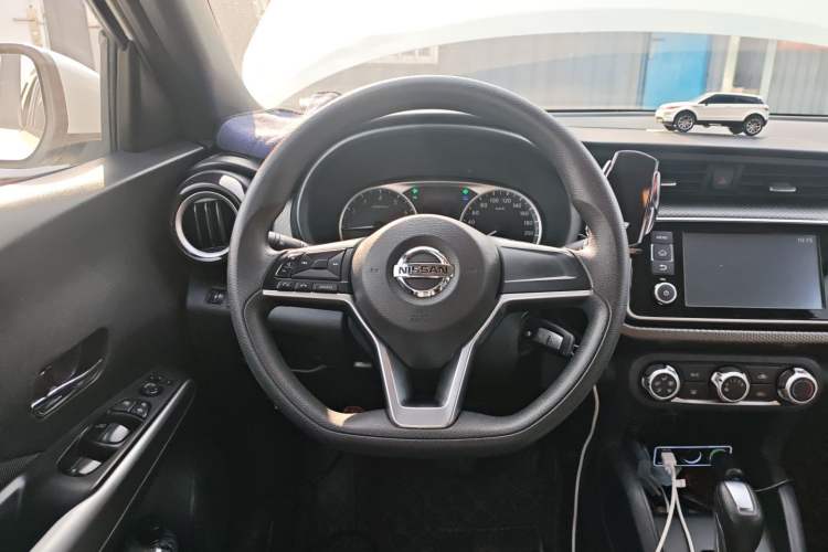 Used Nissan Kicks 2017 1.5L CVT Cool Enjoy Edition
