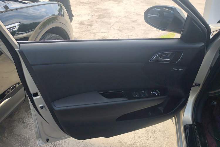 Used Hyundai Mistra 2017 1.8L Automatic Smart GLS China V Standard
