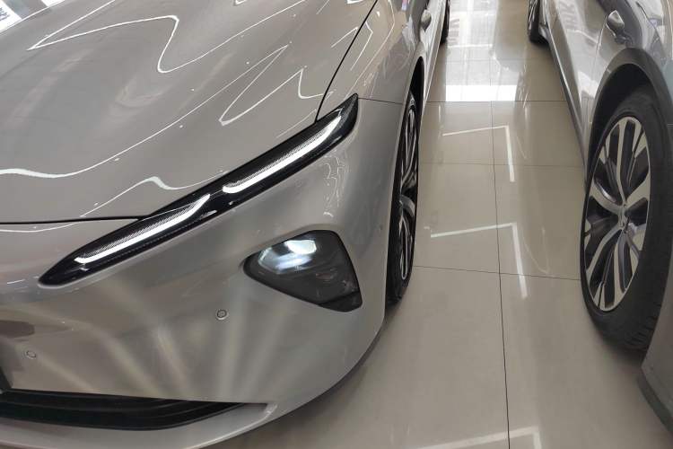 Used Nio ET7 2023 100kWh Signature Edition
