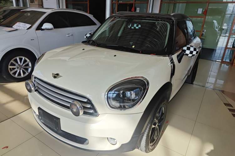 Used  Countryman 2014 1.6L COOPER Fun
