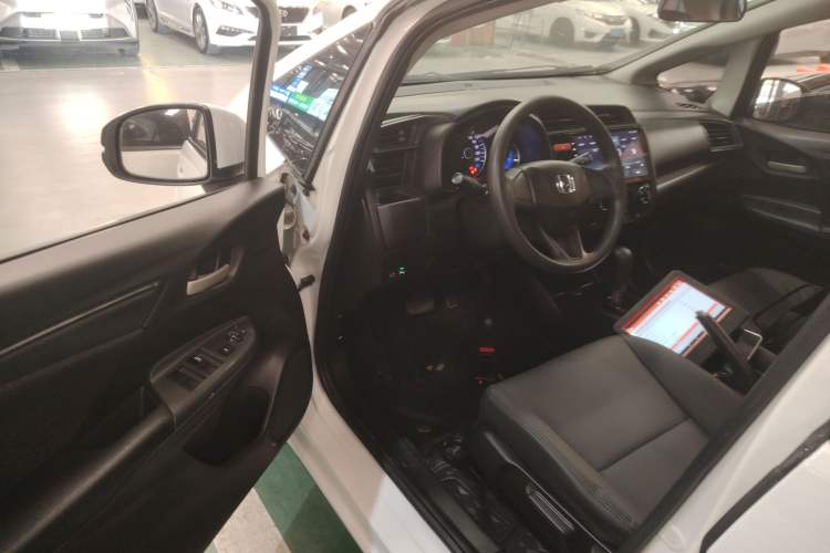 Used Honda Fit 2016 1.5L LXS CVT Comfort Sunroof Version
