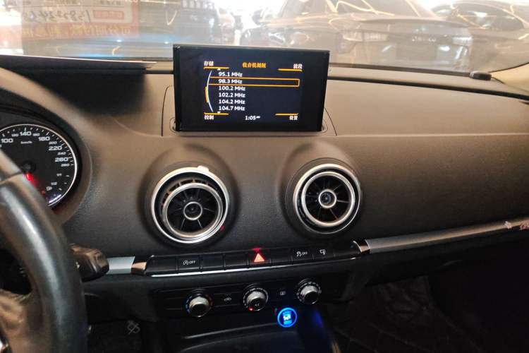 Used Audi A3 2016 Limousine 35 TFSI Ambition Edition