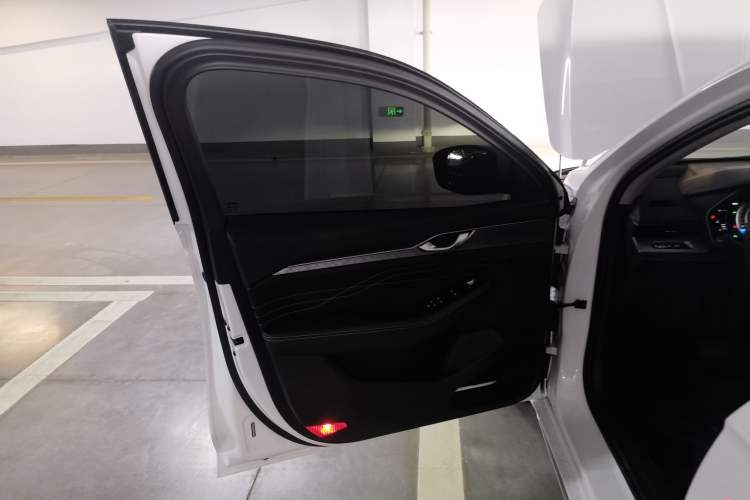 Used Geely Auto Preface 2023 2.0TD Luxury Version
