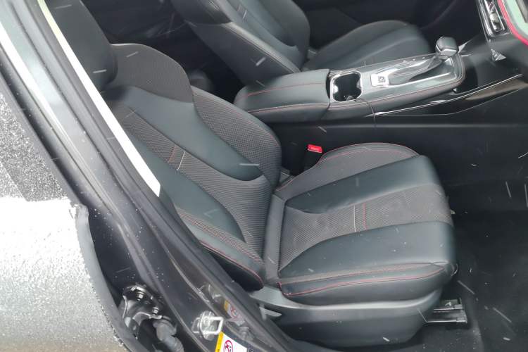 Used Oshan X5 2021 1.6L CVT Luxury Model
