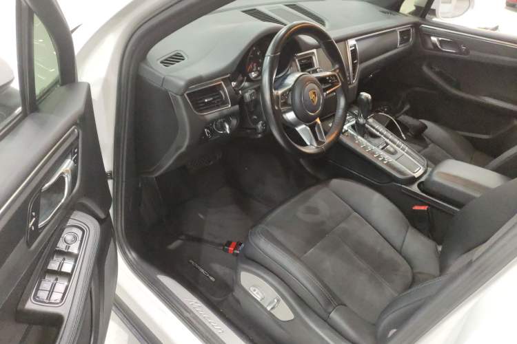 Used Porsche Macan 2017 Macan 2.0T
