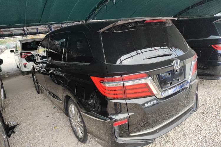 Used Honda Elysion 2016 2.4L Luxury Edition