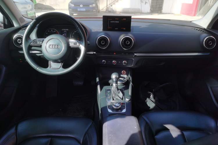 Used Audi A3 2015 Limousine 35 TFSI Millionth Anniversary Intelligent Leading Model
