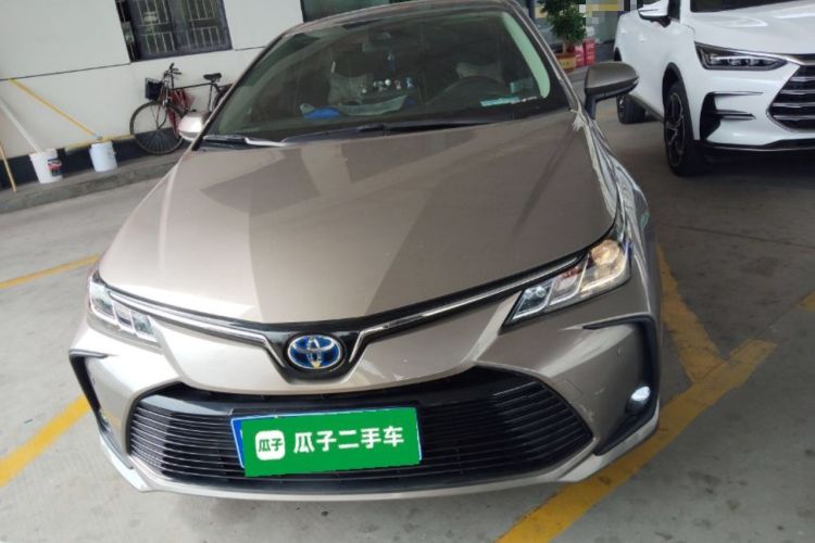 Used Toyota Corolla 2022 Dual-Motor 1.8L E-CVT Pioneer Edition
