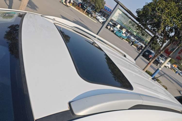 Used Hyundai ix35 2015 2.0L Automatic 2WD Smart Version China V Standard
