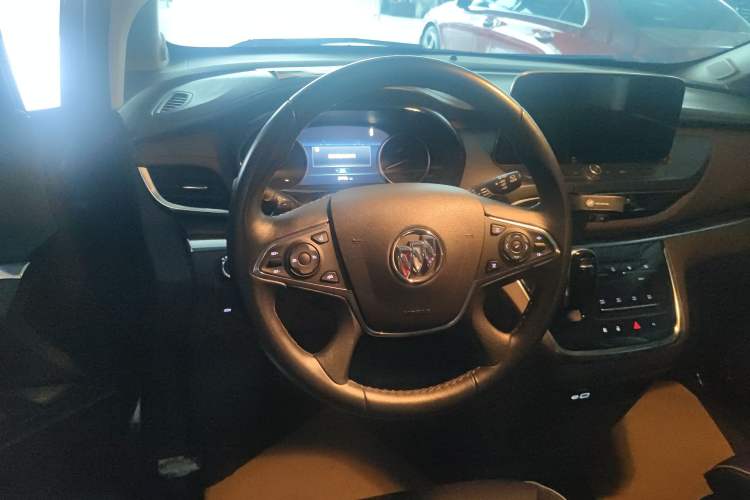 Used Buick GL8 2022 Land Business Class 652T Luxury Model
