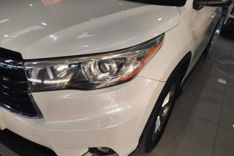 Used Toyota Highlander 2015 2.0T Four-Wheel Drive Luxury Edition 7-Seater
