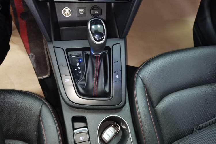 Used Hyundai Elantra 2019 1.4T Dual-Clutch Xuan Dong · Dynamic Model