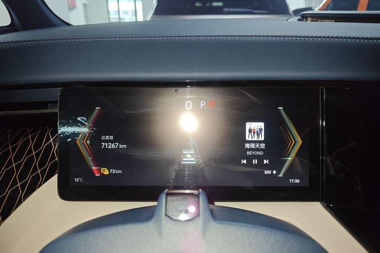 Used Zeekr 009 2022 WE Edition
