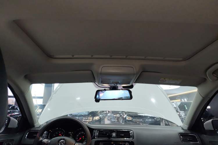 Used Volkswagen Sagitar 2018 1.6L Automatic Comfort Model
